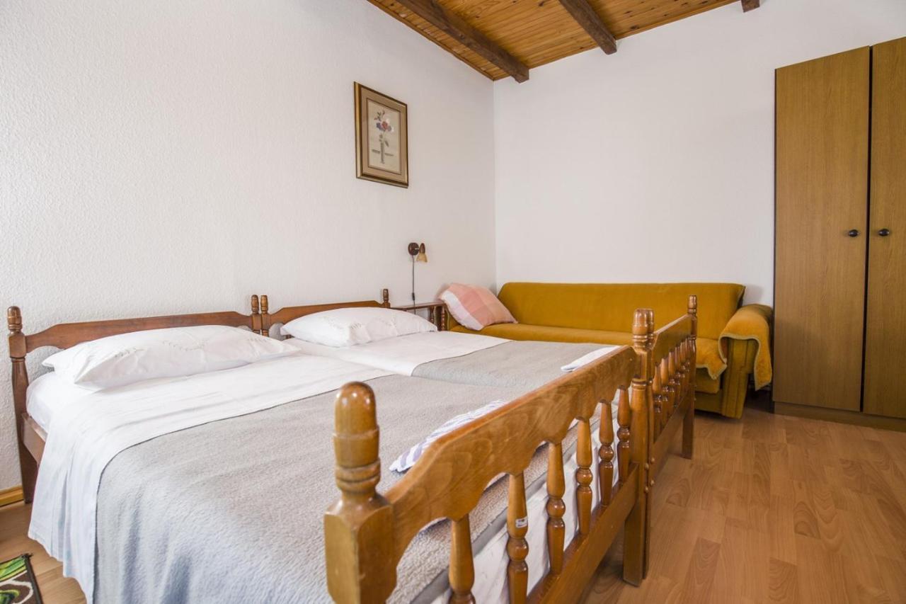Apartment Vili Pinezići Esterno foto